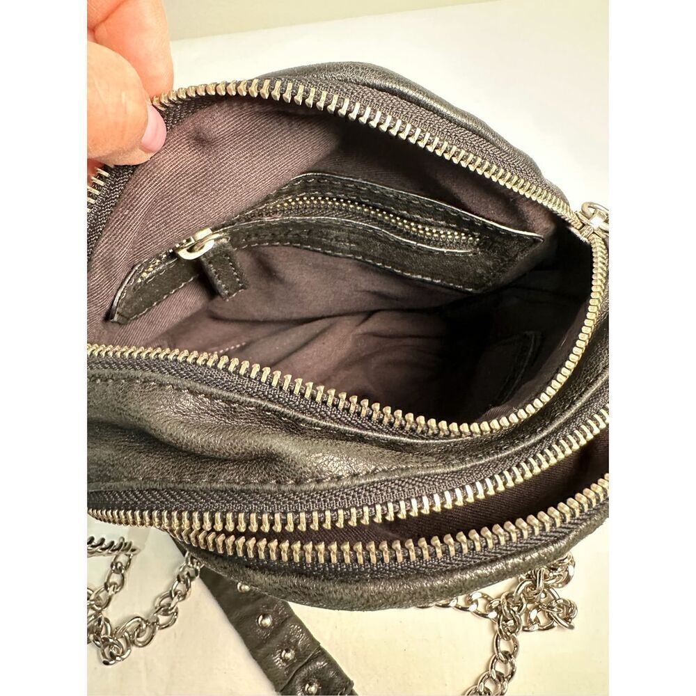 Pour la Victoire black leather round crossbody silver studded chain strap M-1162 - Picture 8 of 13